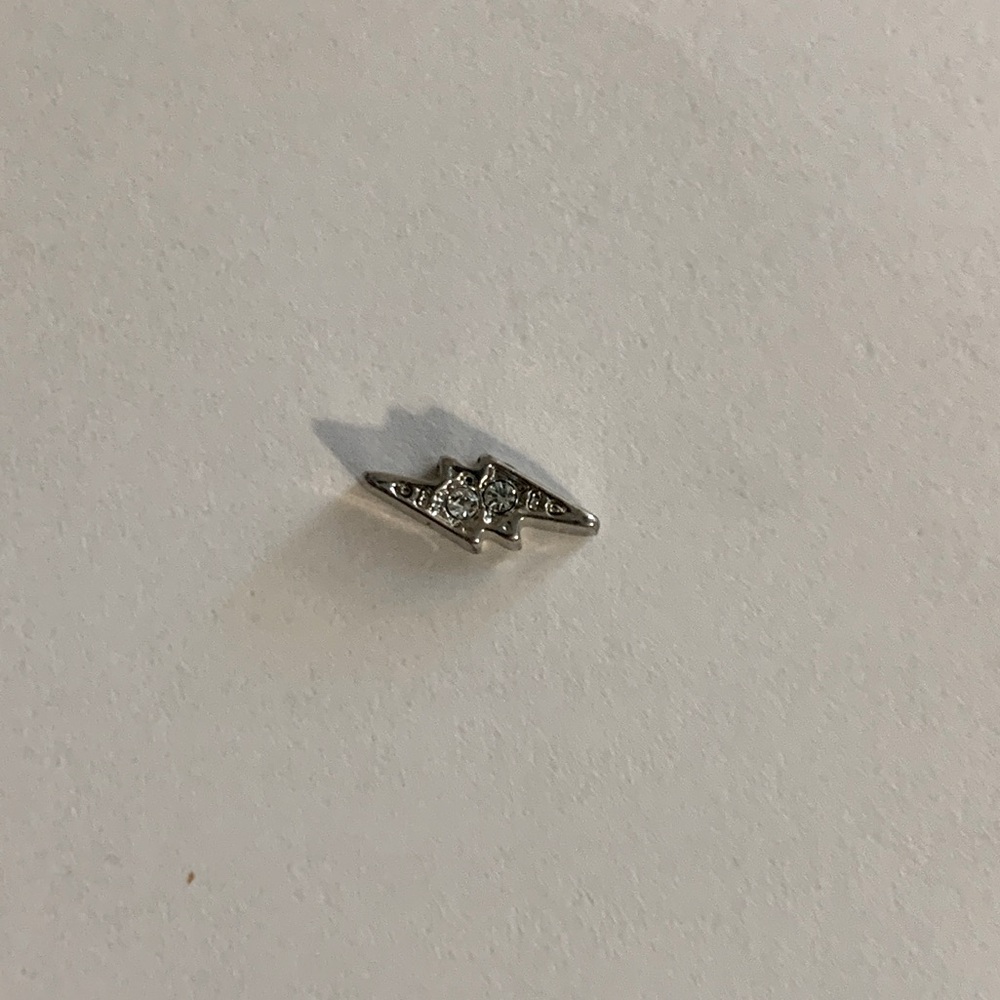 ORIGAMI OWL lightning charm